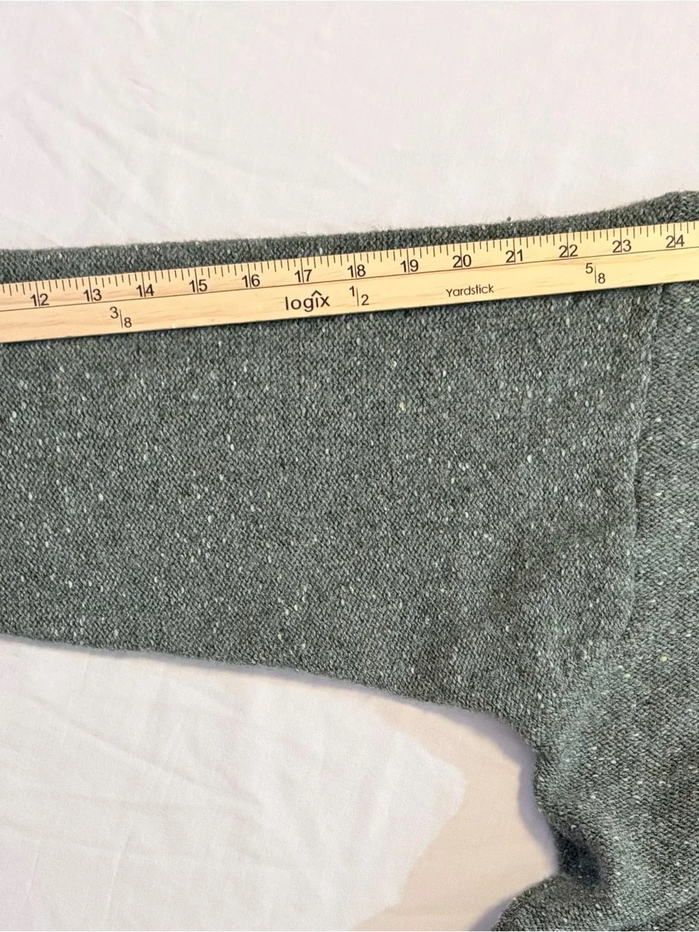 Vintage Carlyle Kilmore Men's Speckled Green Button-Front Cardigan Sweater